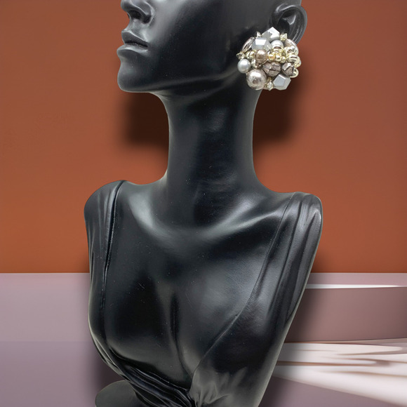 Vintage 1980s Oversized Silver Beaded Cluster Earrings Clip On Avant Garde Mogul - Picture 5 of 5